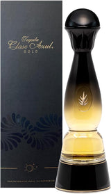 クラセアスール・テキーラ・ゴールド 750ml。夕焼けのような深みと華やかさを併せ持つプレミアム・ブレンドテキーラ