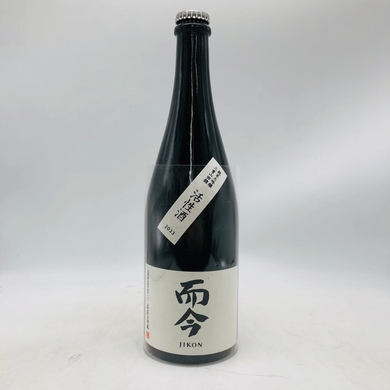 而今 活性酒 2023 720ml、日本酒。白桃や青リンゴの香り、強い発泡感と米の甘み、爽快なキレが特徴の限定生酒。