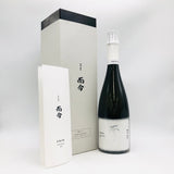 而今 特等雄町 720mlのボトル写真。720ml 、ラベルデザインと味わいの魅力を伝える商品画像
