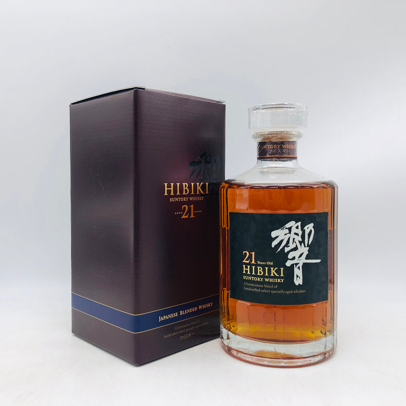 サントリー 響 21年 ホログラム付き 700ml。世界が認めた、円熟の極み。