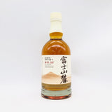 KIRIN 富士山麓 樽熟50度 600mlの白キャップとラベルの琥珀色のウイスキー