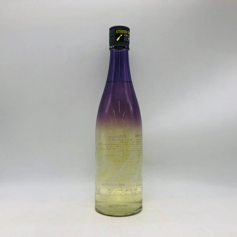 風の森 未来予想酒Ⅲ -時の重なり三重奏- 720ml、奈良・油長酒造25周年記念酒。甕仕込みと樽熟成、古酒が重なる黄金色の濃厚で芳醇な日本酒のボトル正面画像