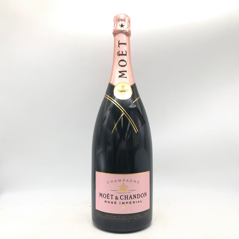 モエ・エ・シャンドン ロゼ・インペリアル マグナム 1500ml。サーモンピンク色のロゼシャンパン。赤い果実の香りと華やかな味わいが特徴。