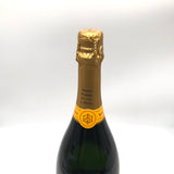 ヴーヴ・クリコ イエローラベル ブリュット マグナム 1500ml。黄金色の泡と熟果香が魅力のフランス・シャンパーニュ産辛口シャンパン。