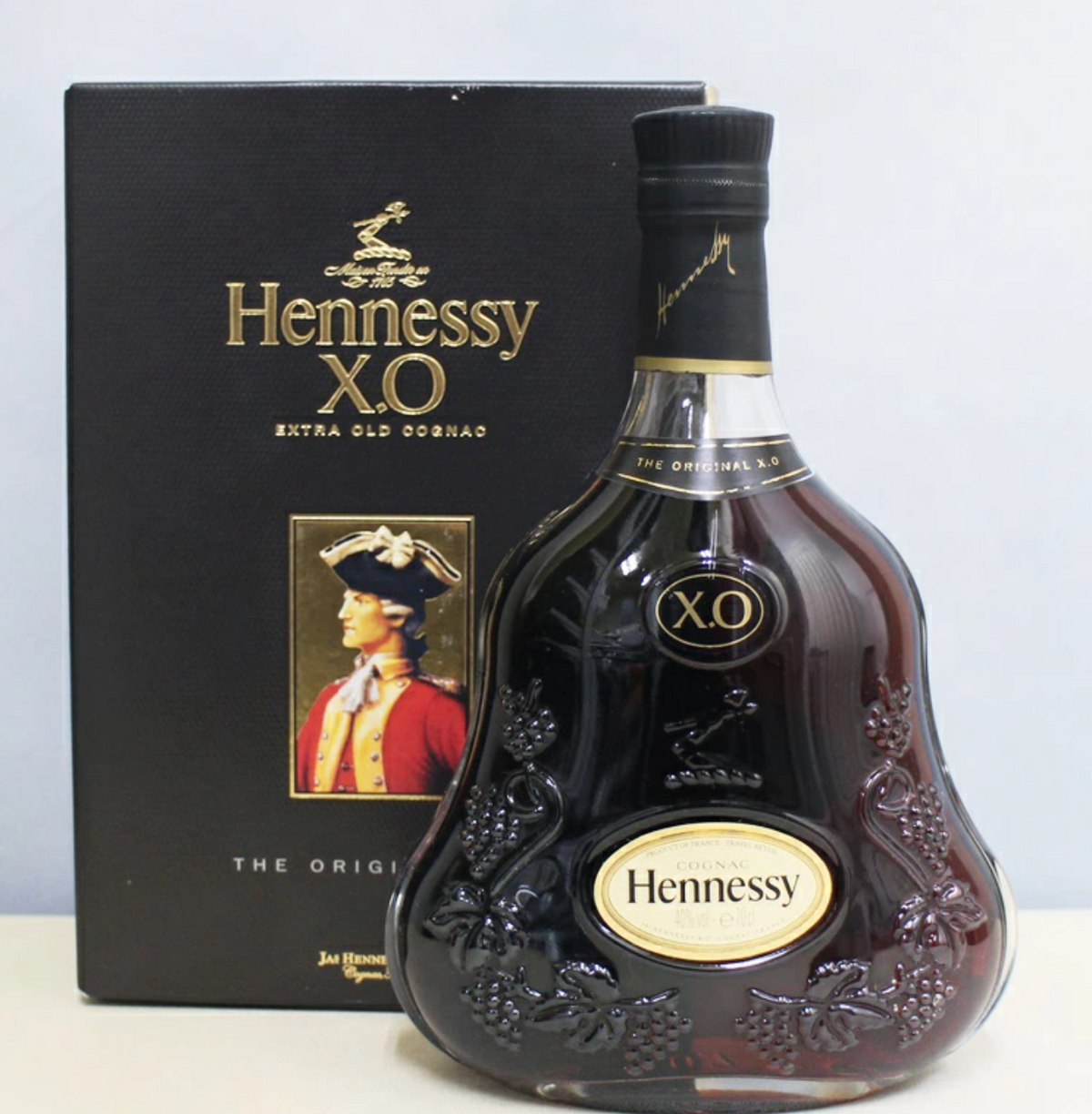 ヘネシー XO ブランデー 700ml 黒キャップ 箱付 – 高級酒・希少酒の