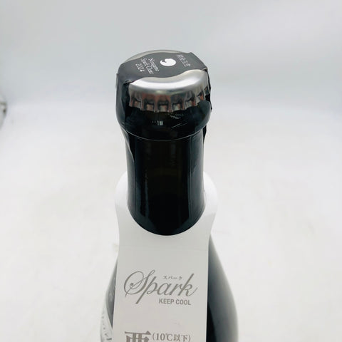 新政酒造の日本酒「涅槃龜 スパーククリア 2024」720ml。低精白米使用の微発泡タイプで、透明感あるラベルと爽快な酸味とコクが特徴