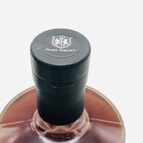 マルスモルテージ 3プラス25 28年 700ml。山梨と信州原酒をブレンドした限定ブレンデッドモルト。熟成による重厚な香りと深いコクが特徴