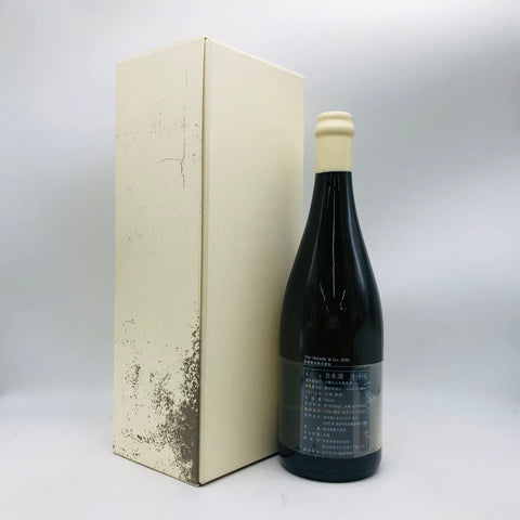 新政 異端教祖株式会社 2021 760ml 白い箱とボトルの裏面画像