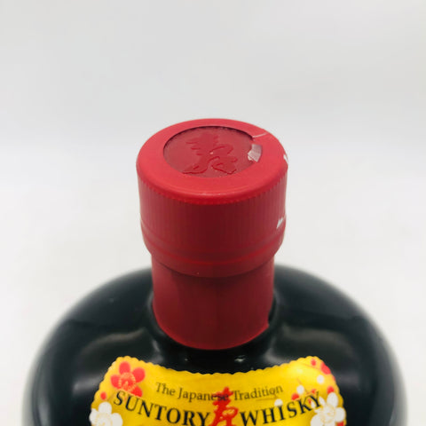 サントリーオールド 寿干支ボトル 丑 700ml。着実な一年を願う、まろやかで縁起の良い干支ウイスキー