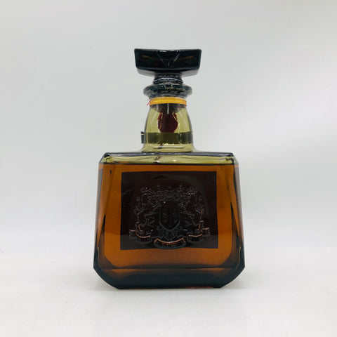 サントリーローヤル未歳 720ml。干支に込めた祝福、芳醇なるローヤル 