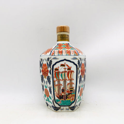 ニッカ セクション 陶器ボトル 600ml。陶器に宿る、ニッカの実直なブレンディング