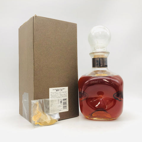 軽井沢ピュアモルト17年 700ml。長期貯蔵原酒使用、濃密な香りとまろやかな味わいが特徴の希少ウイスキー。