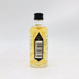 サントリー角瓶味わい 50ml 。日本の食卓に寄り添う定番ウイスキー
