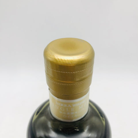 NIKKA 余市20年 謹呈 貯蔵樽厳選・特別限定製造 ゴールドラベル 700ml NIKKA 余市20年 謹呈 貯蔵樽厳選・特別限定製造 ゴールドラベル 700ml