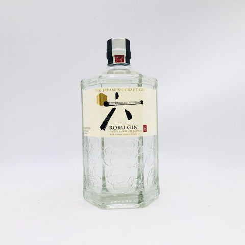 サントリー ジャパニーズクラフトジン ROKU 六 700ml お酒 700ml 47%。四季が香る、日本の心を一瓶に