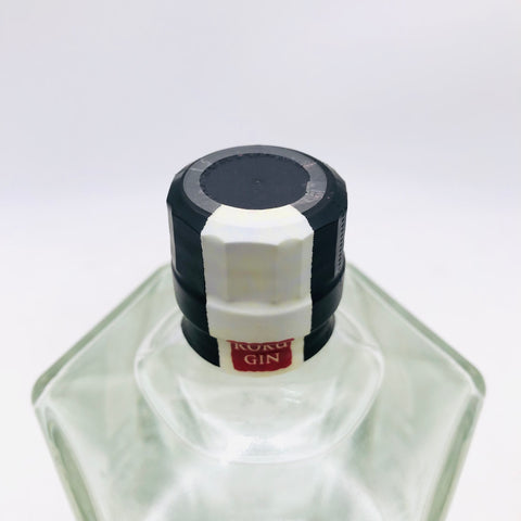 サントリー ジャパニーズクラフトジン ROKU 六 700ml お酒 700ml 47%。四季が香る、日本の心を一瓶に