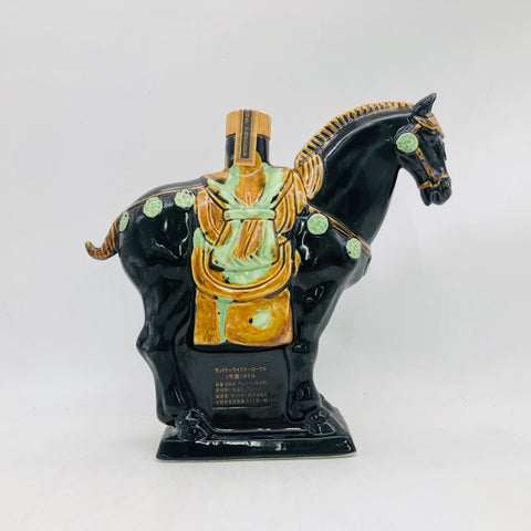 サントリーローヤル ウイスキー 干支陶器ボトル午 600ml 。干支と共に楽しむ、まろやかな一滴