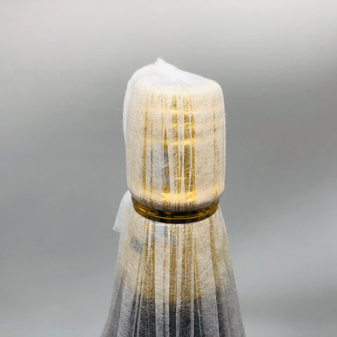 白玉醸造 魔王 芋焼酎 1800ml 詰め口年月日:2021.05.18　キャップ上部画像