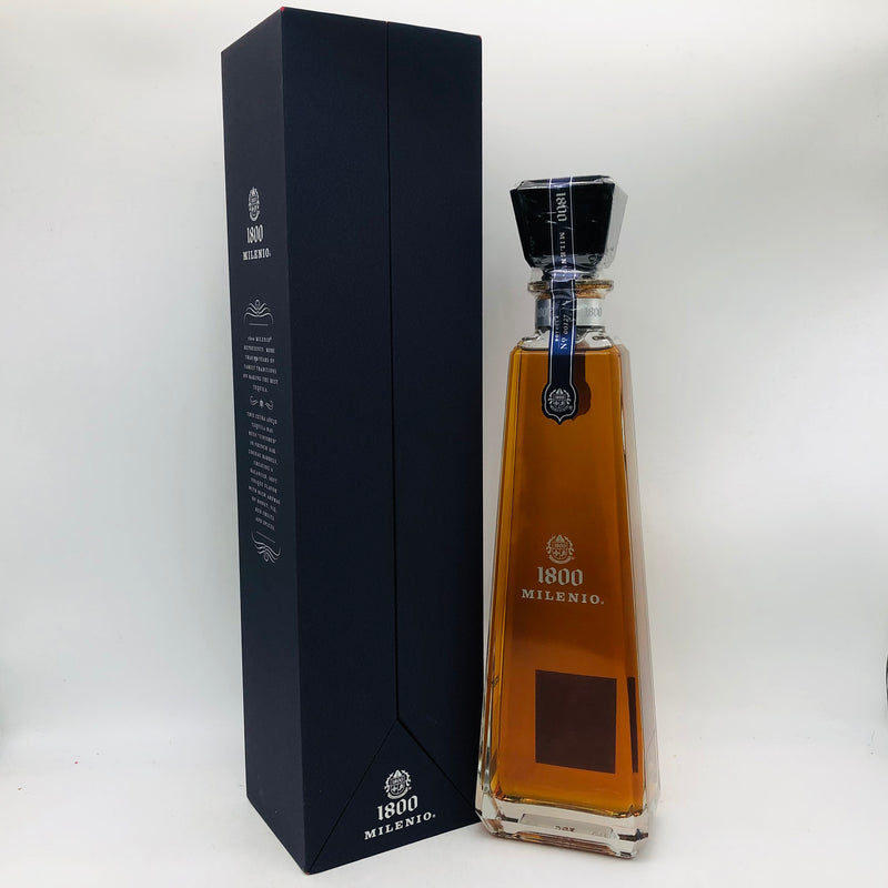 クエルボ1800ミレニオ 750ml。アガベが時を超えて奏でる、黄金の旋律。　