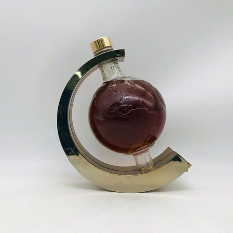 サントリーエクセレンス地球儀ボトル760ml。地球儀ボトルで楽しむ、華やかで奥深い一杯。