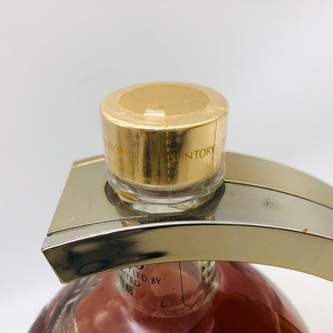 サントリーエクセレンス地球儀ボトル760ml。地球儀ボトルで楽しむ、華やかで奥深い一杯。