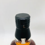 サントリー 山崎18年 ミズナラ 2025 エディション 700ml。白檀や洋梨の香りとスパイシーな余韻が特徴のジャパニーズウイスキー。