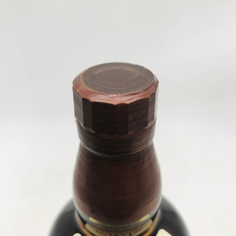 サントリー 山崎 NV 旧ボトル 700ml。山崎の原点を味わう、クラシカルな一杯