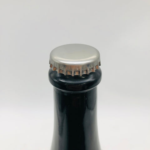 商品画像のボトル写真。 、ラベルデザインと味わいの魅力を伝える商品画像