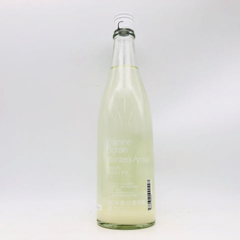 大嶺酒造の日本酒「大嶺3粒 冬のおとずれ 720ml」。冬限定ラベルとフローラルで繊細な味わいが特徴の季節限定ボトル