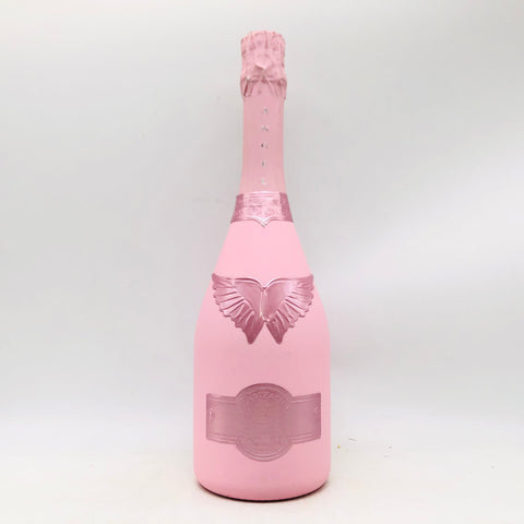 エンジェルドゥミセックロゼピンク 750ml。華やかさと優しい甘みが広がる、ラグジュアリーなロゼ・シャンパン。　