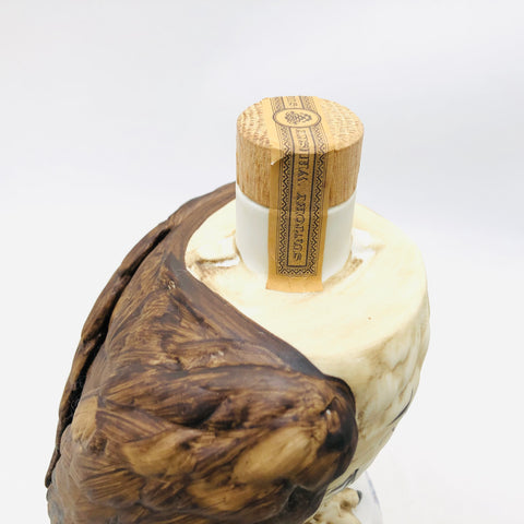 サントリークレスト12年サントリーオープン1993 500ml。熟成感のある華やかな甘みと上品な樽香が調和した、限定版ならではの奥行きを持つエレガントなブレンデッドウイスキー。 