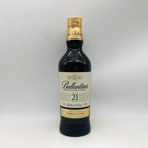 バランタイン 21年 700ml。円熟の極み、優雅に広がる21年の深み