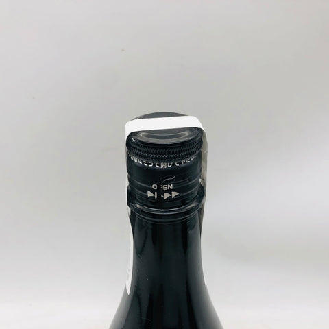 ALIENS GALACY 720ml。宇宙を感じる、未来系フルーティーSAKE
