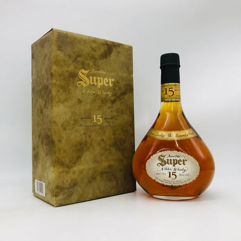 スーパーニッカ15年 700ml。静かに香る、熟成の誇り。　