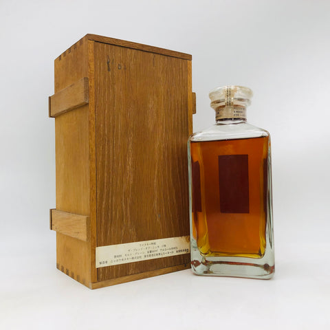 ザブレンドオブニッカ17年 660ml。静けさの中に、深い余韻。　