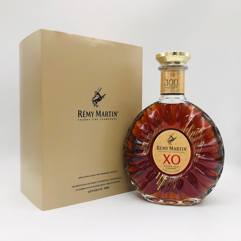 REMY MARTIN レミーマルタン XO 300周年記念ボトル 700ml 40% 箱あり