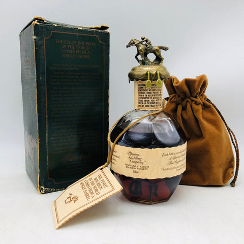 ブラントン ハーフボトル 375ml。一樽一瓶、バーボンの完成形