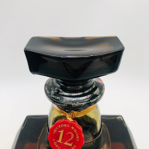 サントリー ローヤル 12年 ブラックラベル 700ml。深い余韻と気品が香る、ローヤルの黒