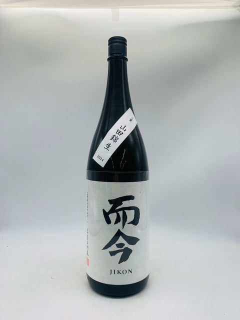 而今 純米吟醸 山田錦 生酒 1800ml 製造年月：2025のボトル写真。1800ml 、ラベルデザインと味わいの魅力を伝える商品画像