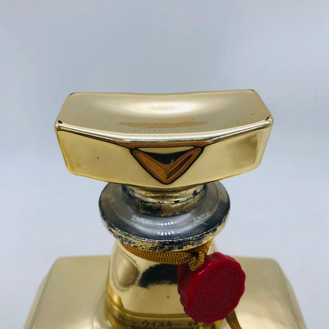 サントリー ローヤル 干支申ゴールドボトル 申歳 720ml。黄金に輝く申が導く、縁起と芳醇のローヤル。