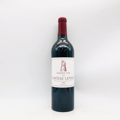 シャトーラトゥール2008年赤ワイン750ml。ボルドー五大シャトーの一角。重厚なラベルと気品ある佇まい。黒系果実とスパイスの香り、力強いタンニンが特徴。