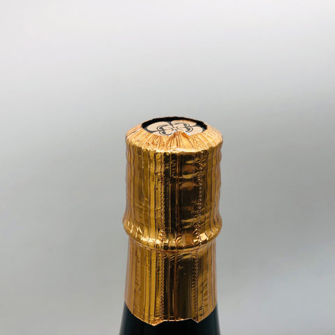 田酒 純米大吟醸 四割五分 1800ml 最新詰。磨き抜かれた米の旨味が輝く、田酒の純米大吟醸。 