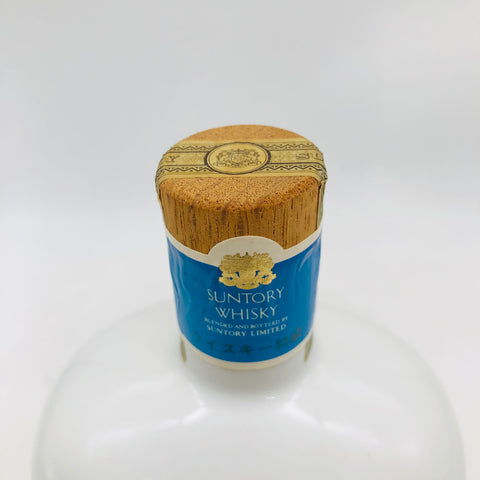 サントリー ウイスキー特級 83' 新潟博 陶器ボトル 760ml。時を超えて香る、昭和の深みと雅の一杯