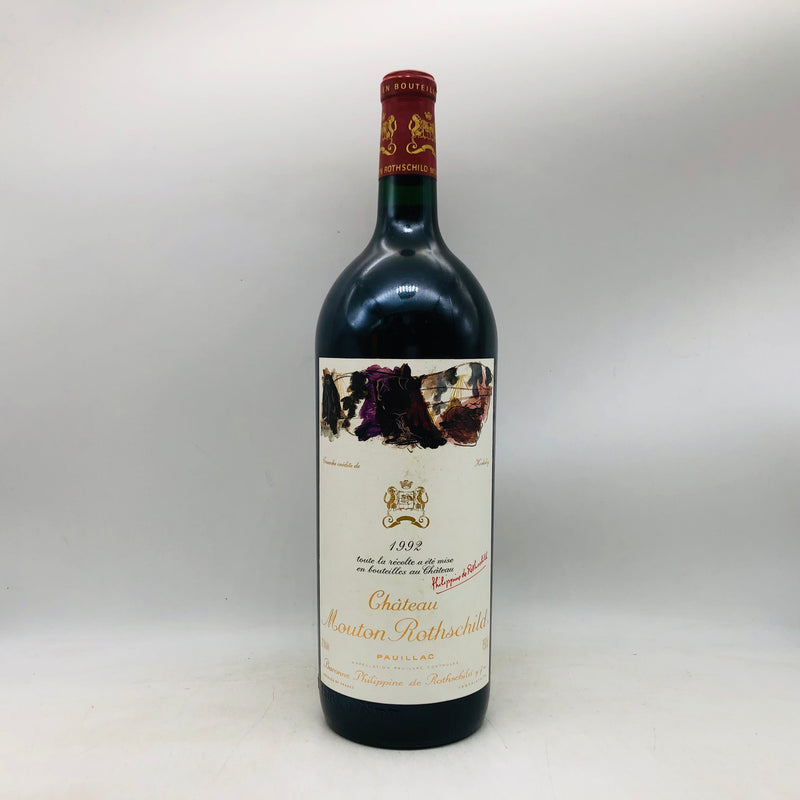 シャトー ムートン ロートシルト 1992 750ml。時が磨き上げた、ムートンの気品と熟成美。