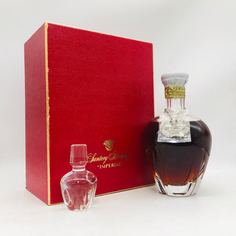サントリー ブランデー インペリアル 600ml。日本の伝統が詰まった芳醇なブランデー。