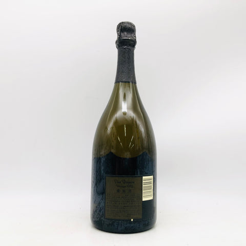 ドンペリニヨンアンディウォーホルパープル 750ml。アートとシャンパーニュの融合。ウォーホルの紫が魅せる特別な輝き 