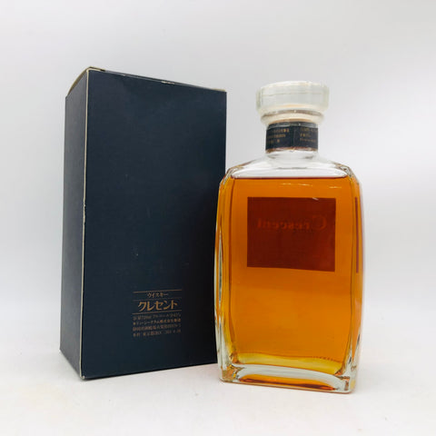 キリンシーグラムクレセント 720ml。柔らかく上品な余韻、月の弧のように静かに続く味わい。　