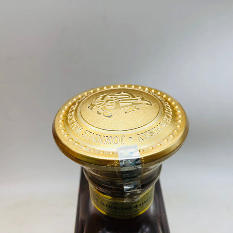 ジョニーウォーカー 21年 XR 750ml。21年熟成が描く、気品あふれるプレミアムブレンデッド。