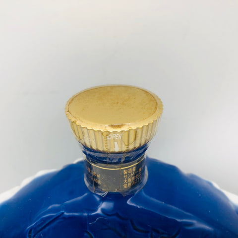 サントリー XO メリークリスマス 700ml。華やぐ夜を彩る、特別なXO