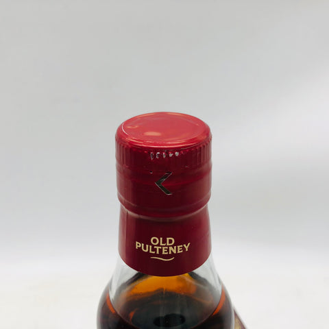 オールドプルトニー 33年 1983 700ml。北海の潮風と33年熟成が織りなす、至高の海洋モルト。